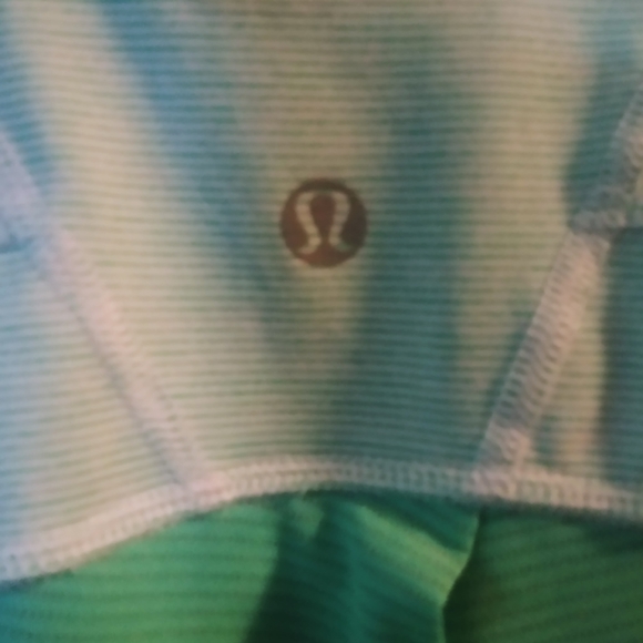 Lulu Lemon adjustable workout tank - Picture 10 of 12